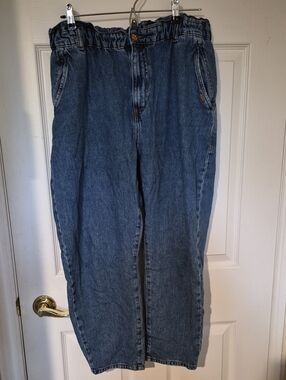 ZARA Blue High-Waisted Paperbag Baggy Tapered Jeans - Size US 10